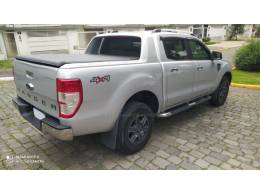 FORD - RANGER - 2013/2013 - Prata - R$ 103.000,00