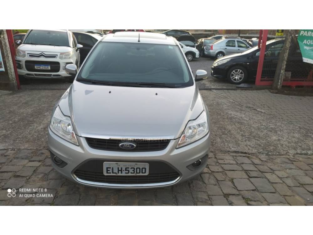 FORD - FOCUS - 2009/2009 - Prata - R$ 39.800,00