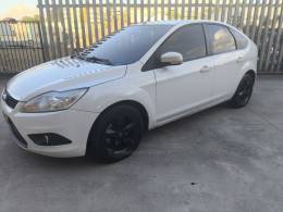 FORD - FOCUS - 2011/2012 - Branca - R$ 41.800,00
