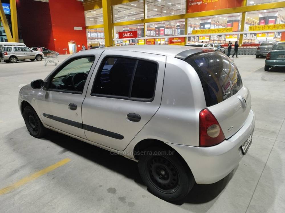 RENAULT - CLIO - 2010/2011 - Cinza - R$ 20.900,00