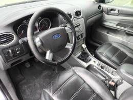 FORD - FOCUS - 2012/2013 - Prata - R$ 39.900,00