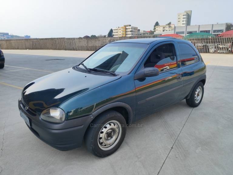 CHEVROLET - CORSA - 1997/1997 - Verde - R$ 9.900,00