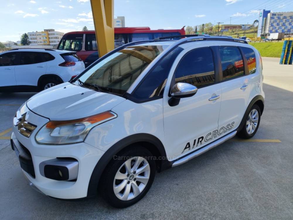 CITROËN - AIRCROSS - 2012/2013 - Branca - R$ 38.900,00