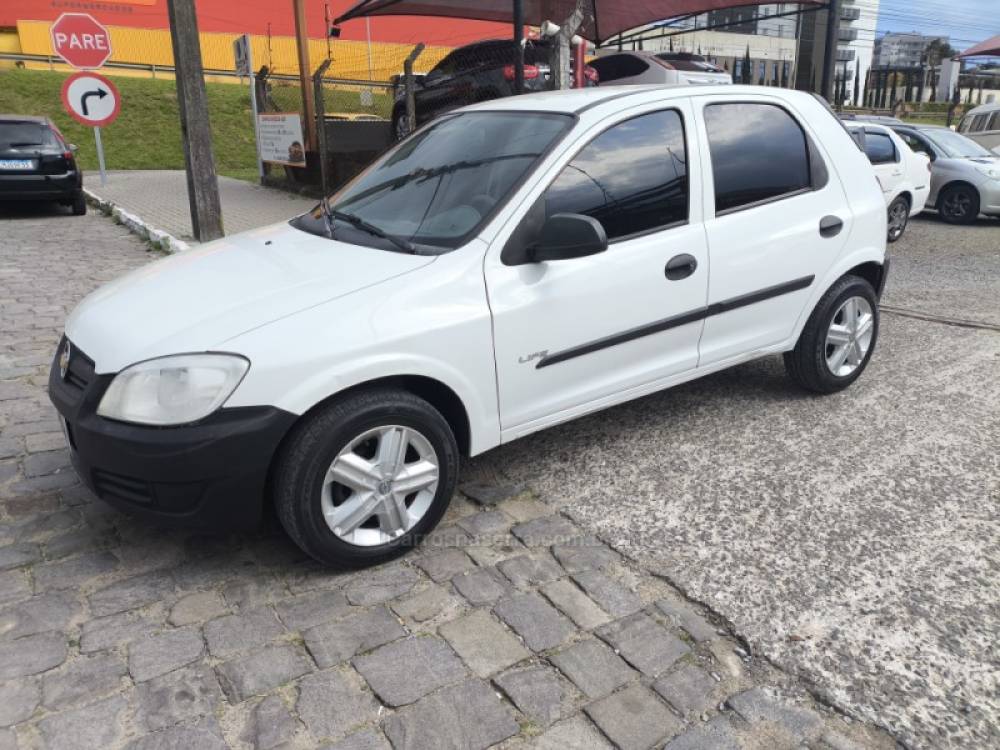 CHEVROLET - CELTA - 2008/2009 - Branca - R$ 20.900,00