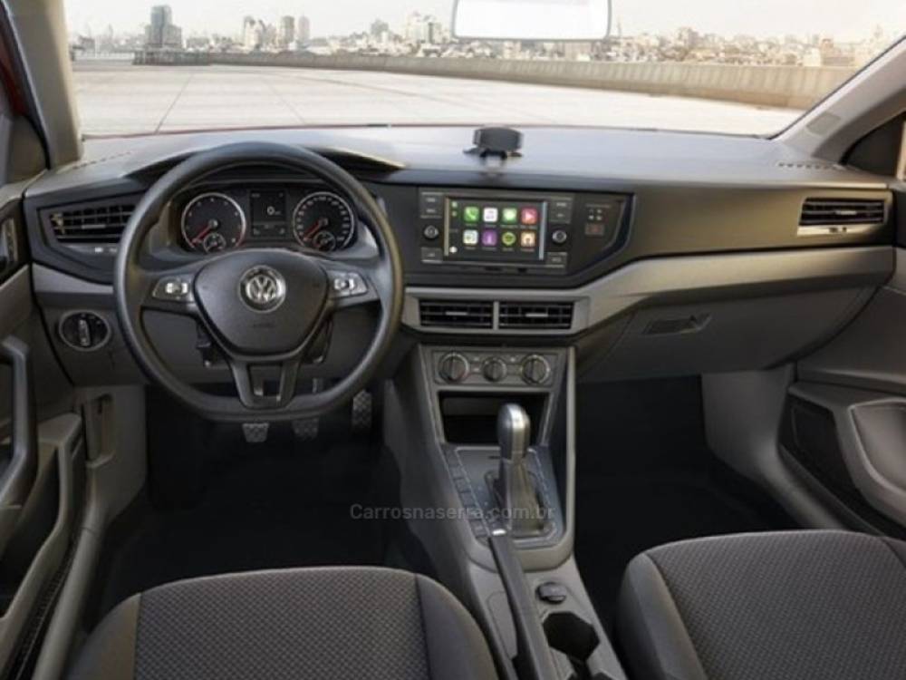 VOLKSWAGEN - POLO - 2017/2018 - Preta - R$ 67.800,00