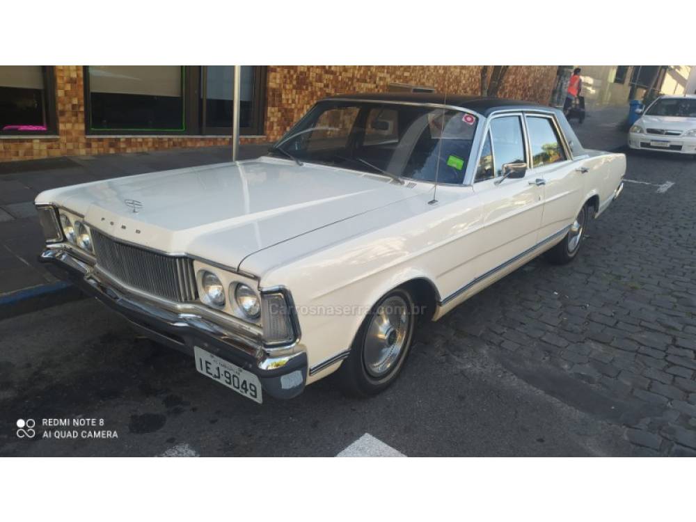 FORD - GALAXIE - 1975/1976 - Branca - R$ 160.000,00