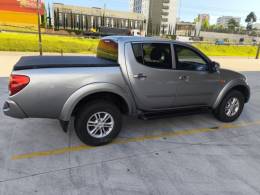 MITSUBISHI - L200 TRITON - 2014/2015 - Cinza - R$ 114.800,00