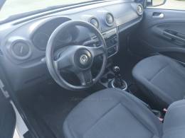 VOLKSWAGEN - SAVEIRO - 2013/2014 - Branca - R$ 47.800,00